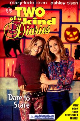 Dare to Scare (Two of a Kind Diaries)