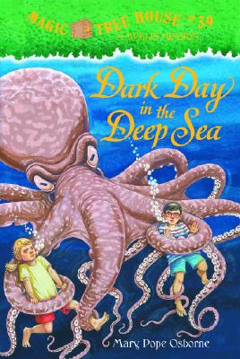 Magic Tree House #39: Dark Day in the Deep Sea (A Stepping Stone Book(TM))