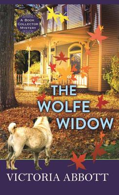 Wolfe Widow: A Book Collector Mystery