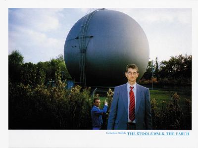 Geholten Stuhle: The Stools Walk The Earth